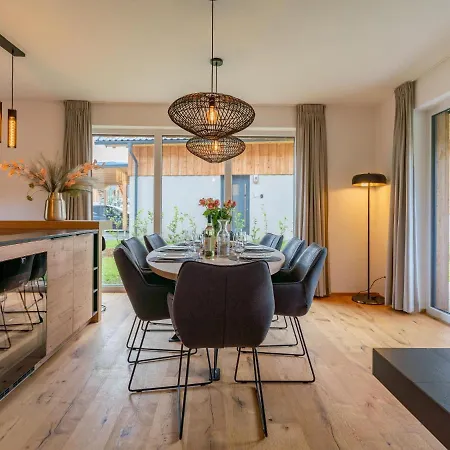 Mountain Alpinchique Vakantiehuis Sankt Lorenzen ob Murau