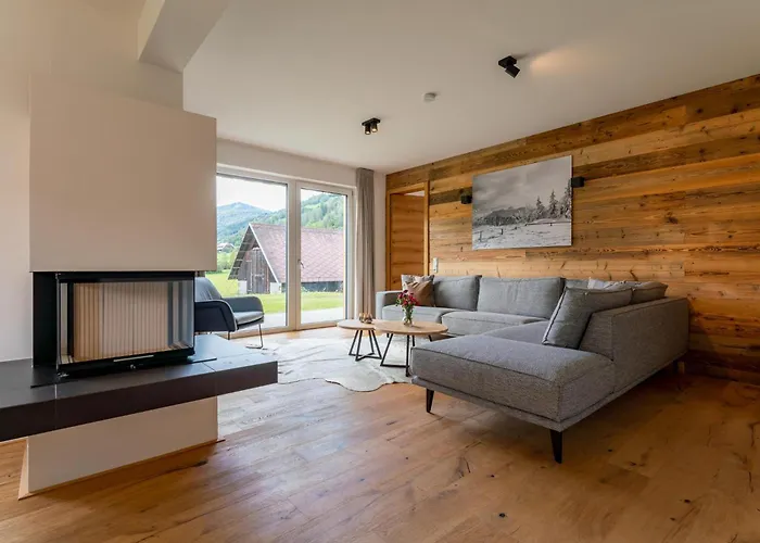 Mountain Alpinchique Sankt Lorenzen ob Murau