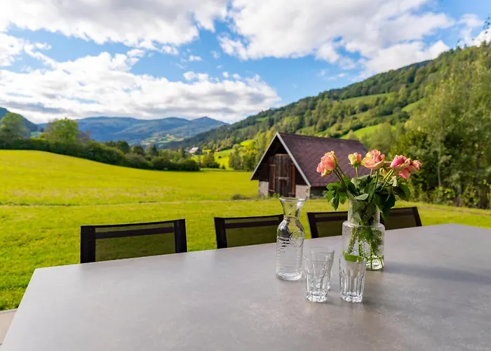 Mountain Alpinchique Sankt Lorenzen ob Murau